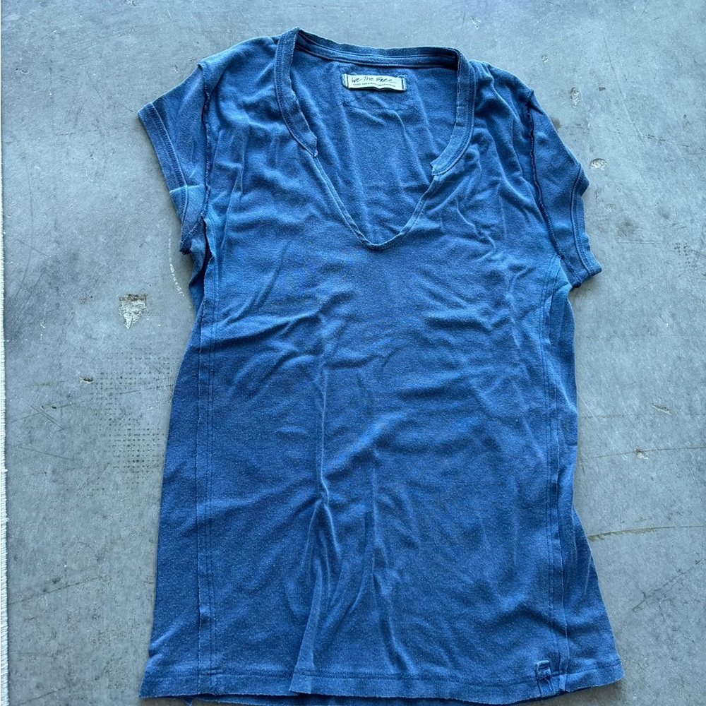 Free people casual v-neck tee blue